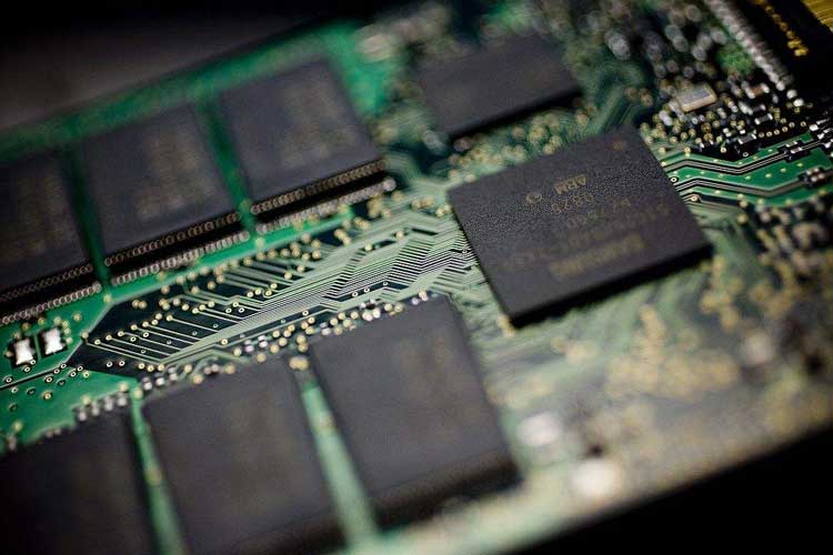 半导体怎么抗腐蚀？工业除湿机帮助企业提高成品率